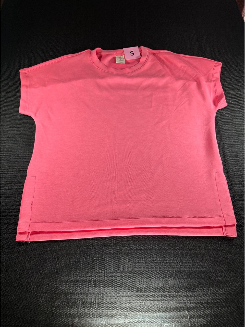 Magnetic Magic Women's Sandwash Tee Size Small Pink